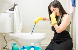 Mẹo khử mùi nhà vệ sinh với những nguyên liệu cực rẻ tiền