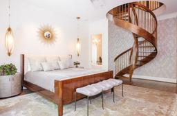 Cầu thang xoắn ốc, điểm nhấn độc đáo cho phòng ngủ