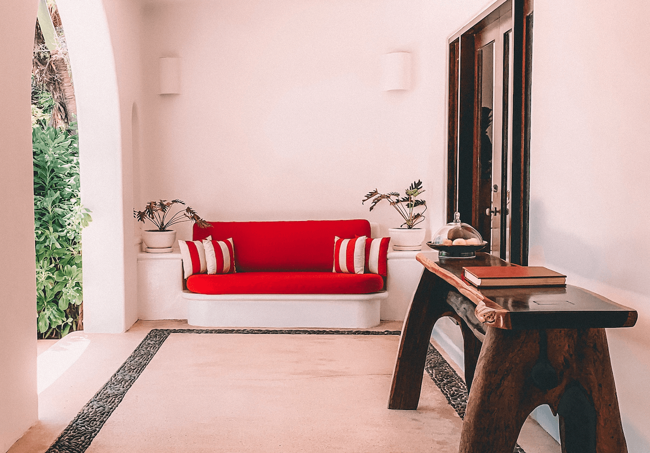 Phối màu đỏ thông minh để trang trí nhà ấm áp, đẹp đẽ trong mùa Đông lạnh