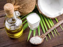 Những công dụng làm sạch nhà cửa nội thất hiệu quả không ngờ từ dầu dừa
