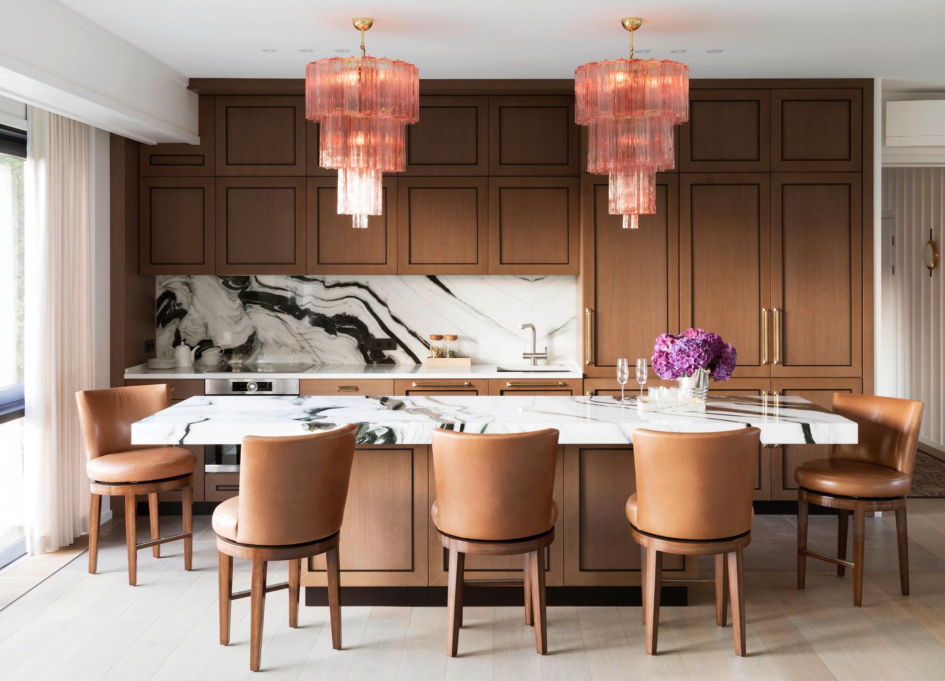 Trang trí bếp bắng đá: Cách để không gian nấu nướng thêm sang chảnh