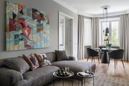Cải tạo căn hộ 63m² với thiết kế cửa sổ lồi làm khu vực ăn uống nên thơ, thoáng sáng