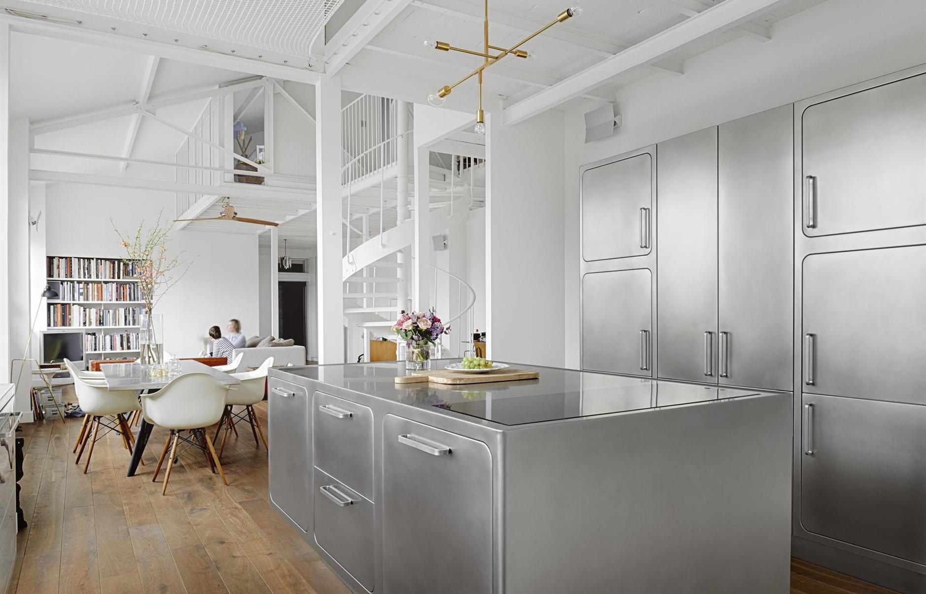 Những ý tưởng thiết kế nhà đẹp và hiện đại bằng thép không gỉ