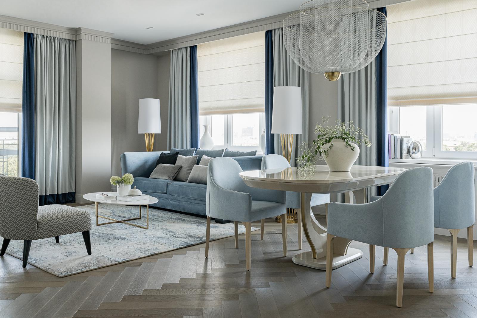 Căn hộ 150m² 2 phòng ngủ sang trọng của cặp vợ chồng với tone màu xanh lam chủ đạo