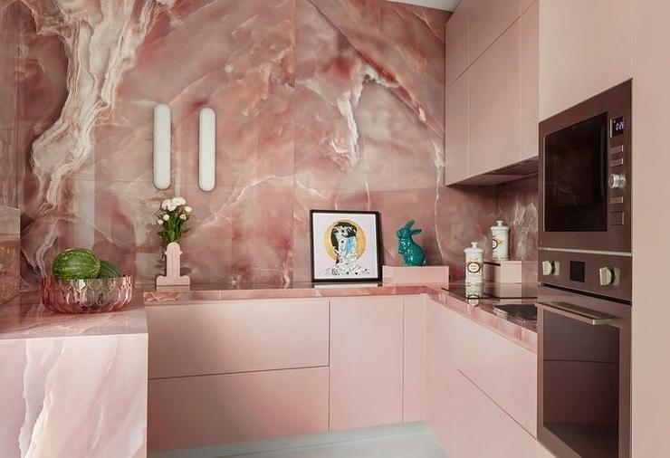 10 phòng bếp tuyệt đẹp nhờ backsplash bắng đá cá tính