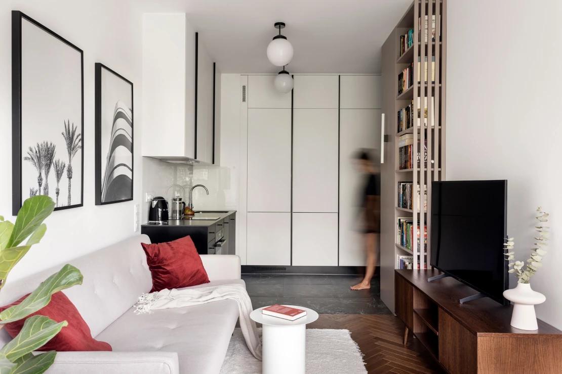 Căn hộ 34m² của chàng độc thân tuổi 30 với gam màu nude và đen sang trọng