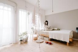 Cô gái trẻ trang trí phòng trọ đơn giản vẫn tinh tế, tại sao không?