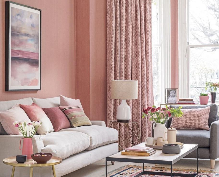 5 ý tưởng trang trí phòng khách ấm áp mùa Đông với sắc hồng ngọt ngào mà không sến