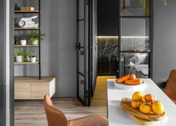 Căn hộ 42m² đen - xám của chàng độc thân chứng minh màu lạnh vẫn thu hút khó cưỡng