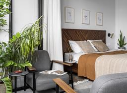 Căn hộ 55m² ấn tượng và thoáng nhờ chuyển phòng khách ra ngoài logia