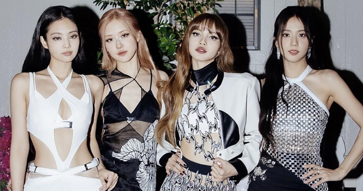 Những sao Việt “kiêm” Blink bấn loạn vì săn vé Concert BLACKPINK