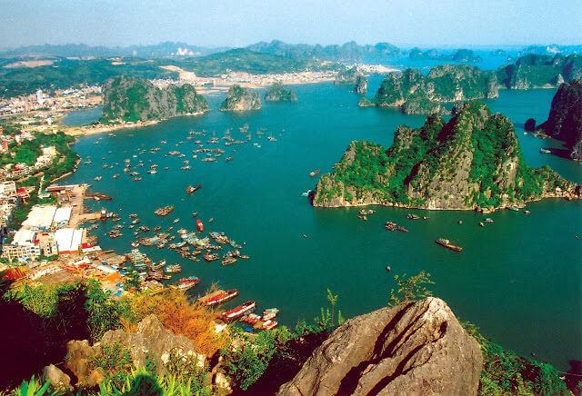 Khách du lịch đến Quảng Ninh tăng 10 lần sau gói kích cầu 100 tỷ đồng