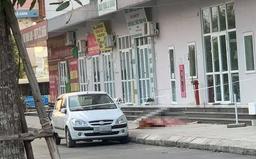 Hà Nội: Phát hiện thi thể người phụ nữ nghi rơi từ tầng 16 chung cư xuống