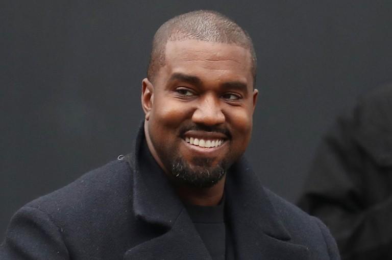Kanye West chia tay Kim Kardashian vì có quan hệ với trùm makeup đồng giới?