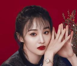 Trịnh Sảng là ai? "Nữ hoàng thanh xuân" đầy thị phi của Cbiz