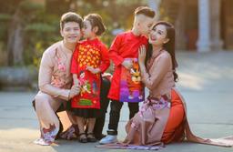 Dịch vụ chụp ảnh gia đình ngày Tết ý nghĩa, độc đáo