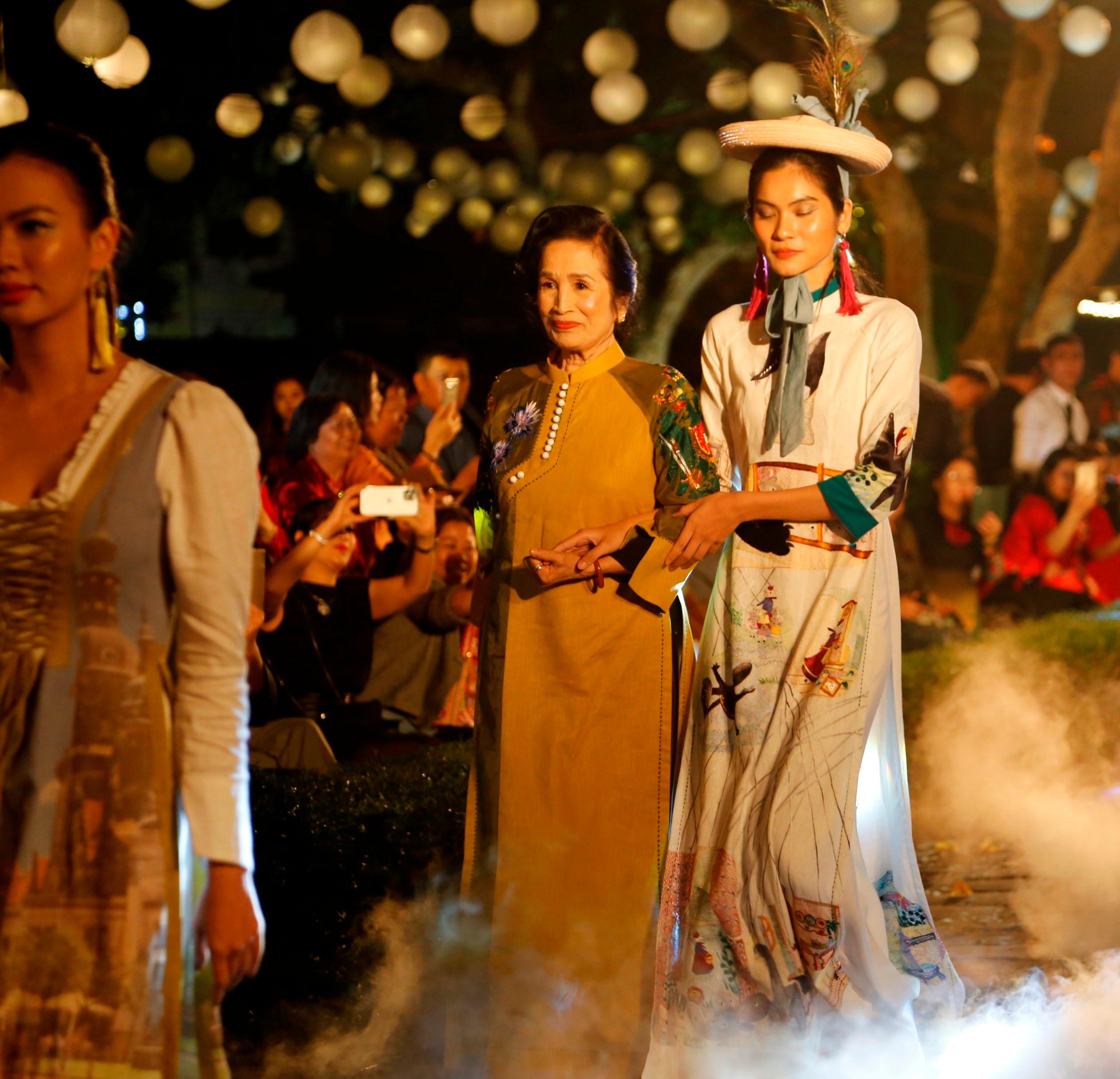 Các tượng đài nhan sắc của điện ảnh Việt cùng góp mặt tôn vinh áo dài