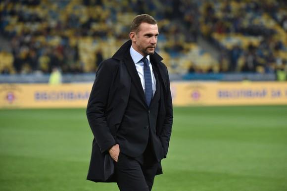 Dàn huấn luyện viên EURO 2020 thanh lịch và phong cách khi diện suit