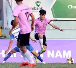 Bùi Trọng Nghĩa - Hoàng tử bóng đá đất Cảng - trở thành chuyên viên tín dụng ngân hàng