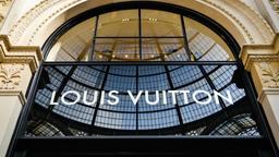 Louis Vuitton: Thương hiệu thời trang xa xỉ với tuổi đời đáng ngưỡng mộ